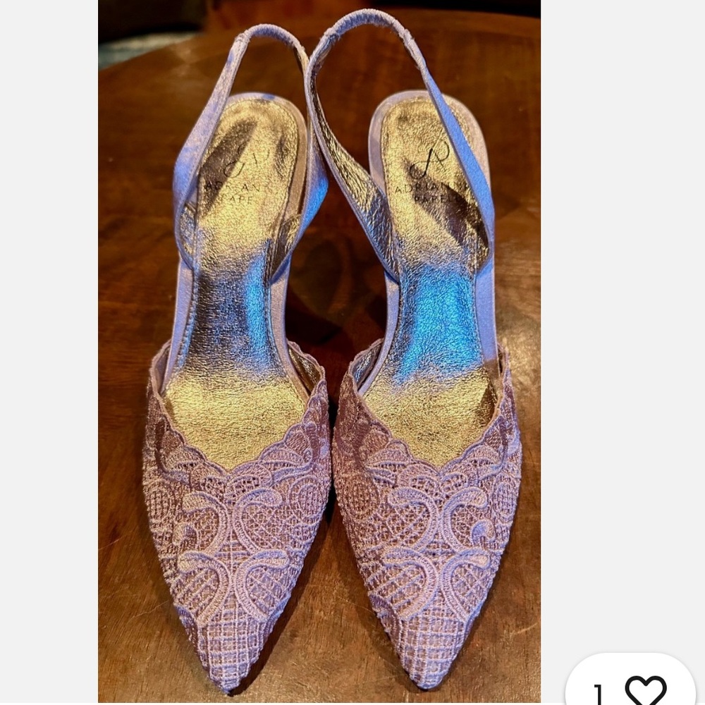 NWOB ADRIANNA PAPELL“HALLIE” Blush Lace Slingback Pointed Toe 7.5M